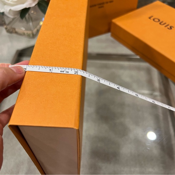 Louis Vuitton Magnetic Gift Boxes Set - Picture 13 of 13